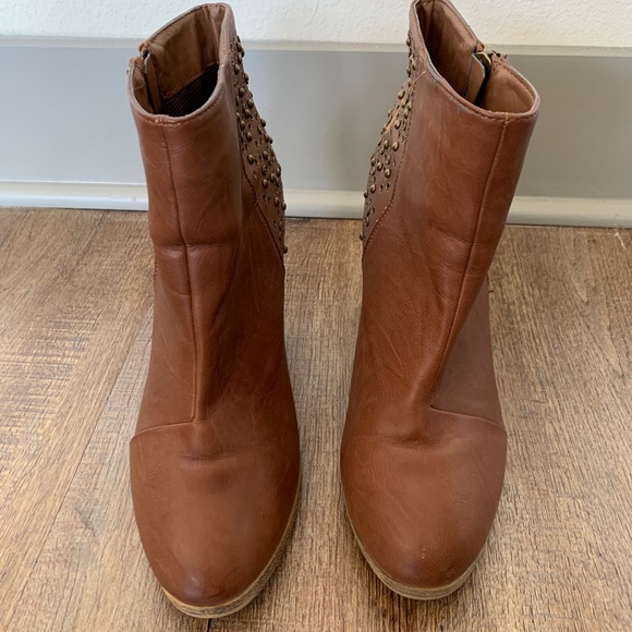 Rampage Valorie Booties - Picture 2 of 9